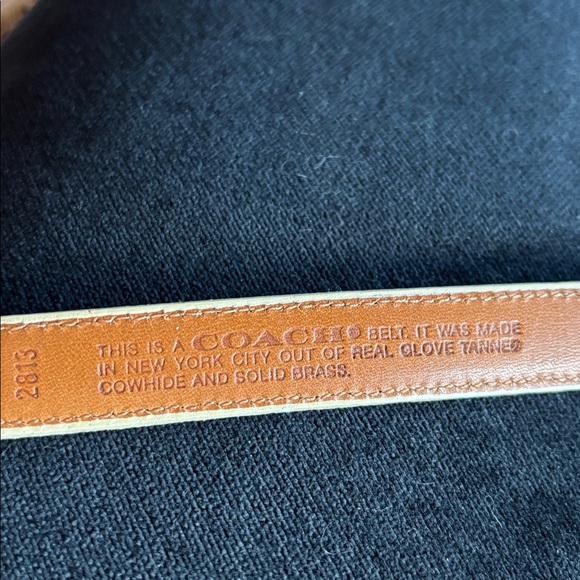 Coach leather belt - Picture 3 of 5